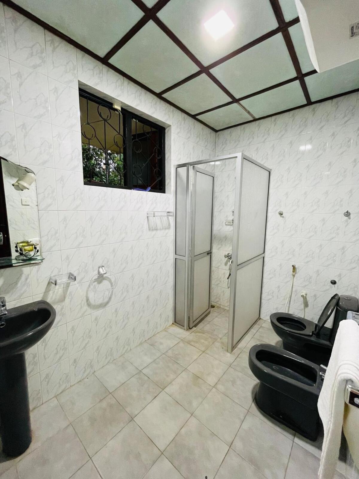 The Restful Meadow Villa Marawila Exterior foto