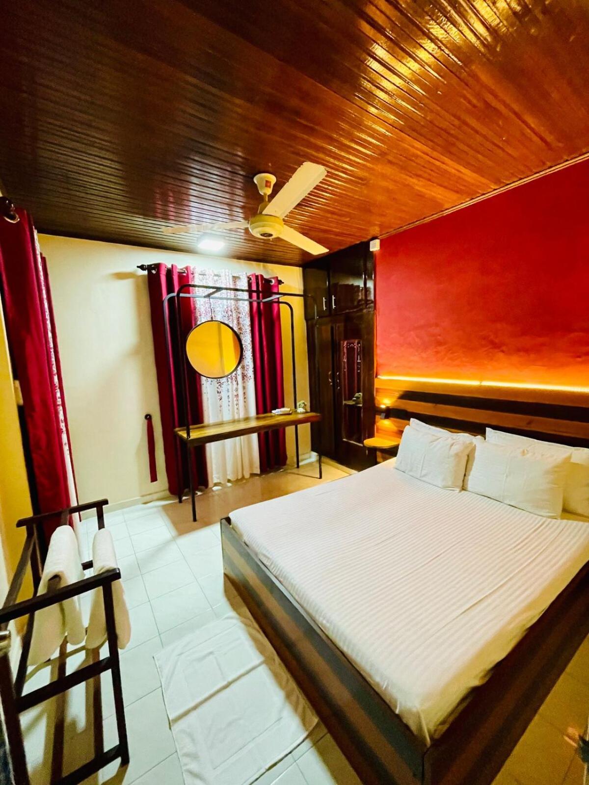 The Restful Meadow Villa Marawila Exterior foto